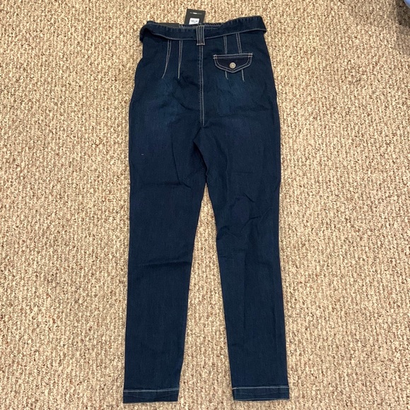 High Rise Jeans - Picture 4 of 4